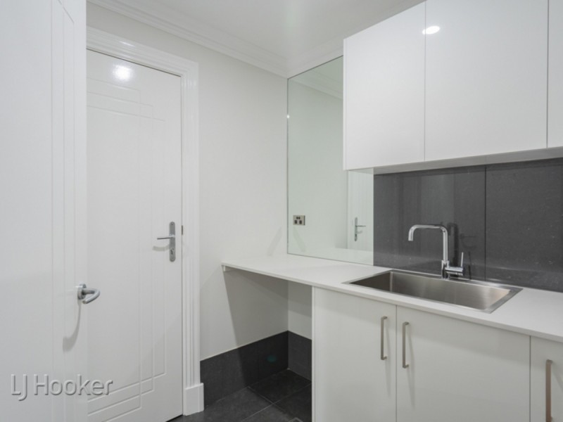 **.28 Henry Lawson Walk **, East Perth WA 6004