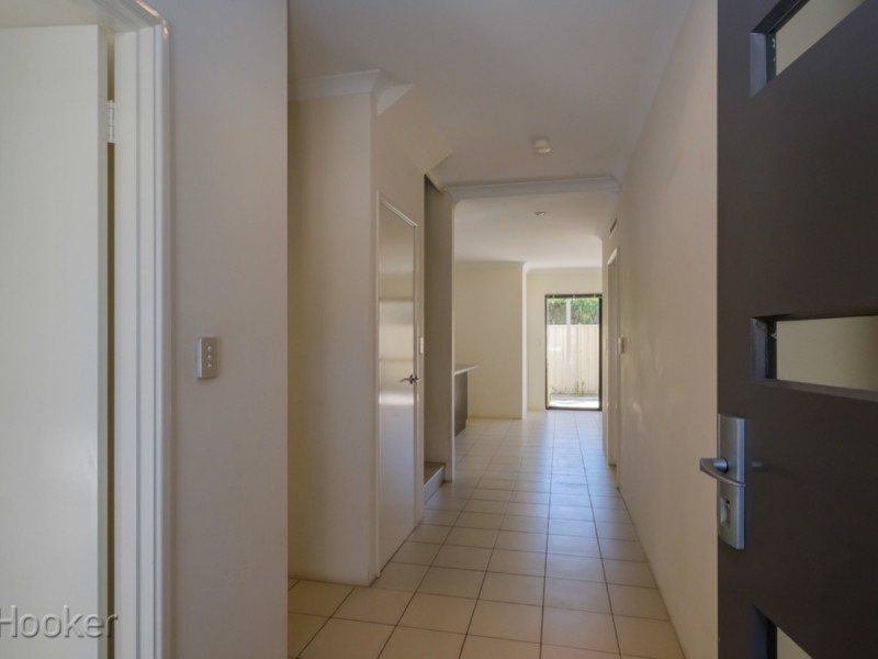 16b Lowes Street, Cloverdale WA 6105