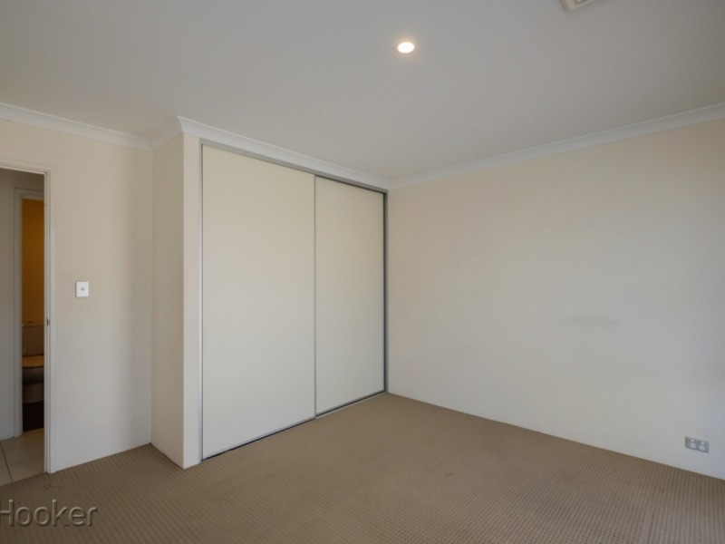 16b Lowes Street, Cloverdale WA 6105