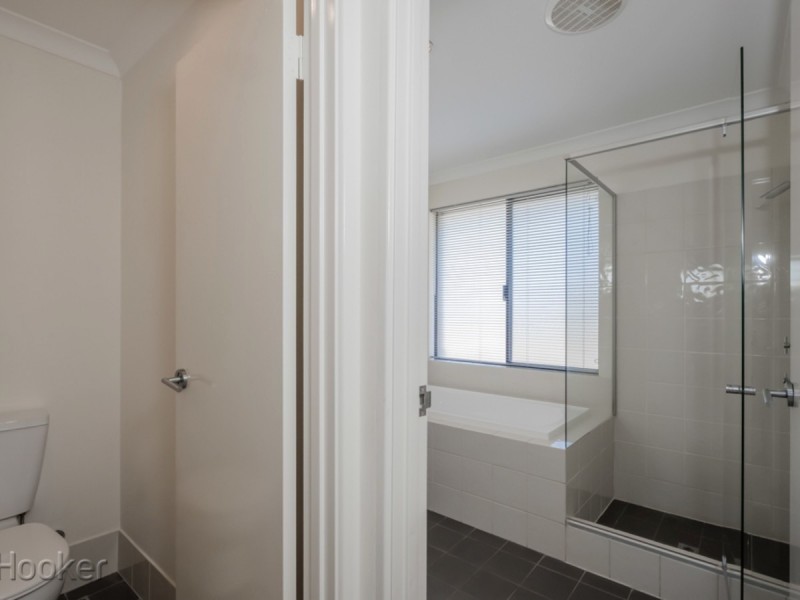 16b Lowes Street, Cloverdale WA 6105