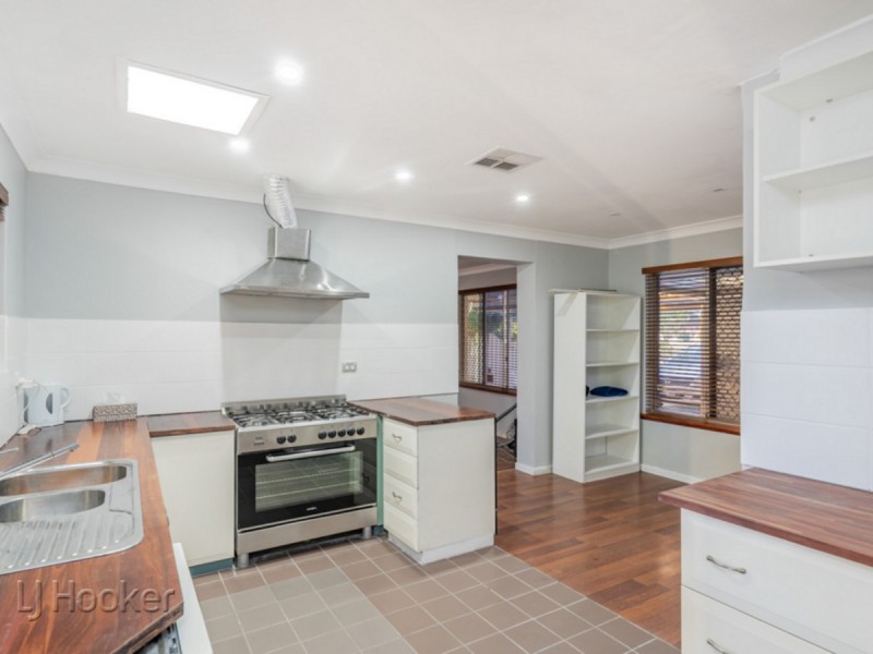 62 Kellar Way, Thornlie WA 6108