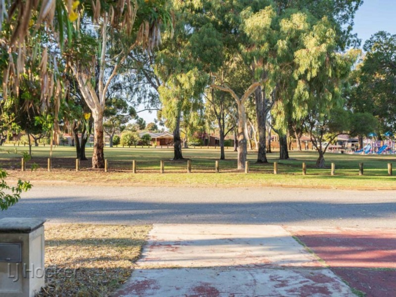 62 Kellar Way, Thornlie WA 6108