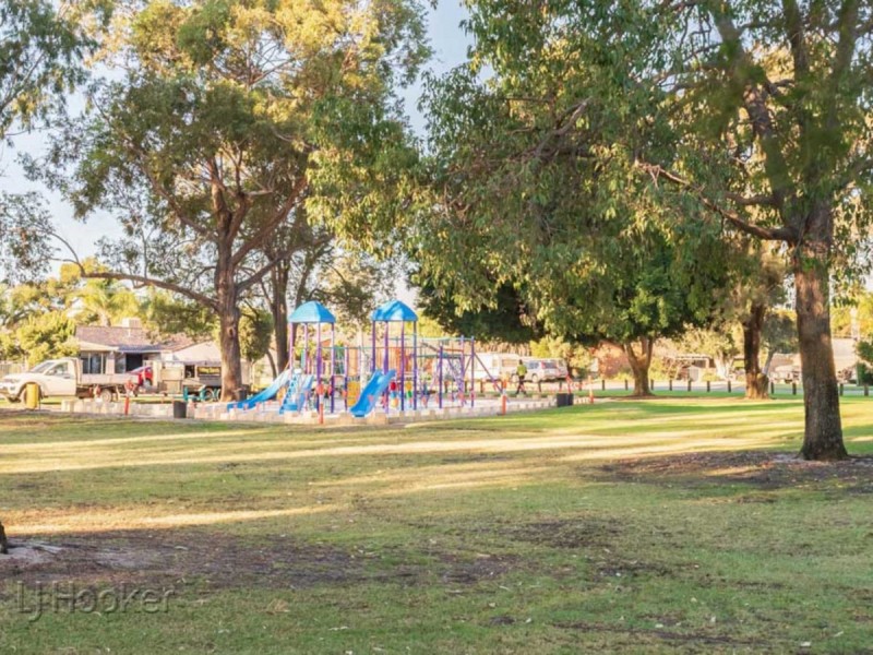 62 Kellar Way, Thornlie WA 6108