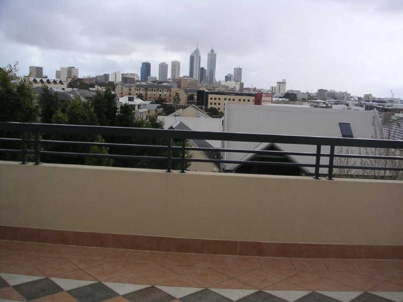 21/50 Trafalgar Road, East Perth WA 6004