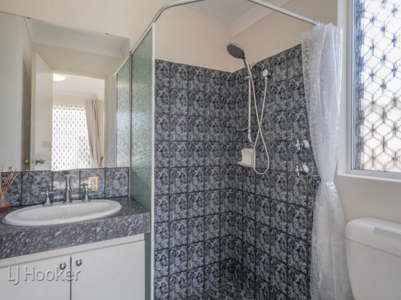 7 Tabubil Gardens, Ballajura WA 6066