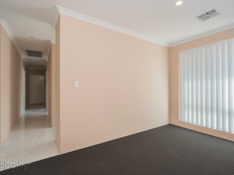 37 Miramar Way, Piara Waters WA 6112