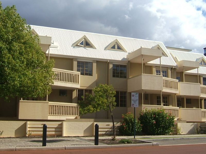 51/22 Nile Street, East Perth WA 6004