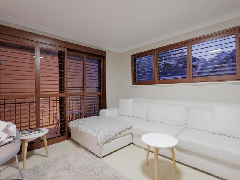 1A Haig Park Circle, East Perth WA 6004