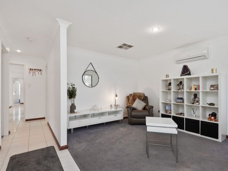 11 Joel Way, Wanneroo WA 6065