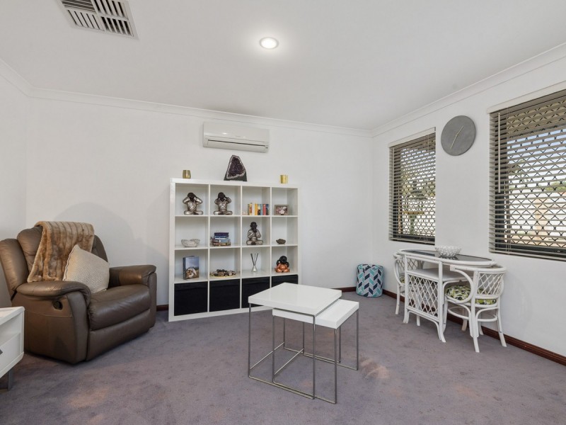 11 Joel Way, Wanneroo WA 6065