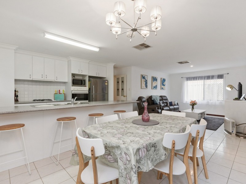 11 Joel Way, Wanneroo WA 6065