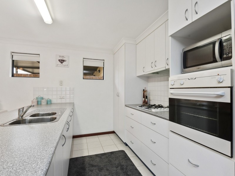 11 Joel Way, Wanneroo WA 6065