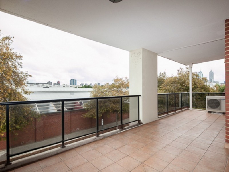 6/104 Brown Street, East Perth WA 6004