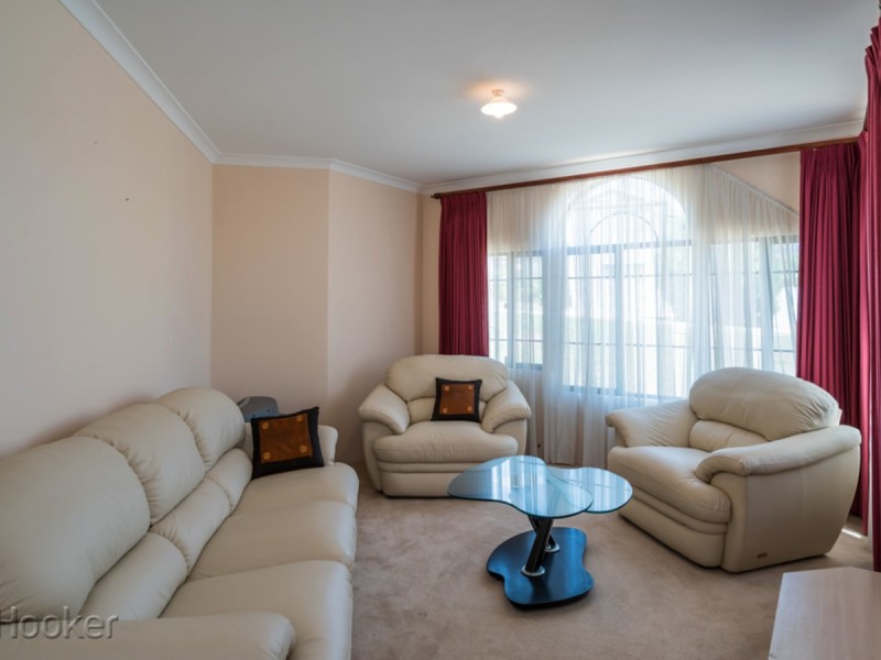 9 Woolnough Heights, Kardinya WA 6163
