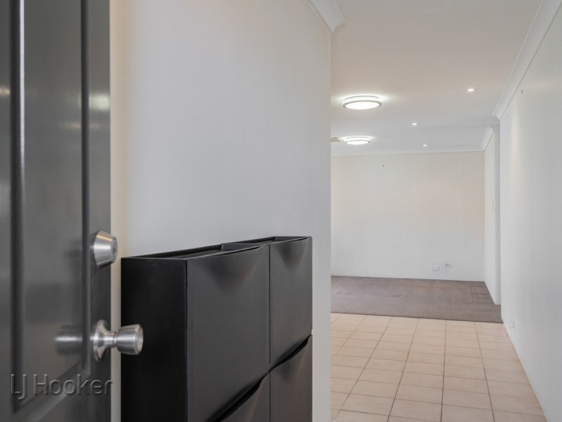 18 Eldridge Grove, Cannington WA 6107