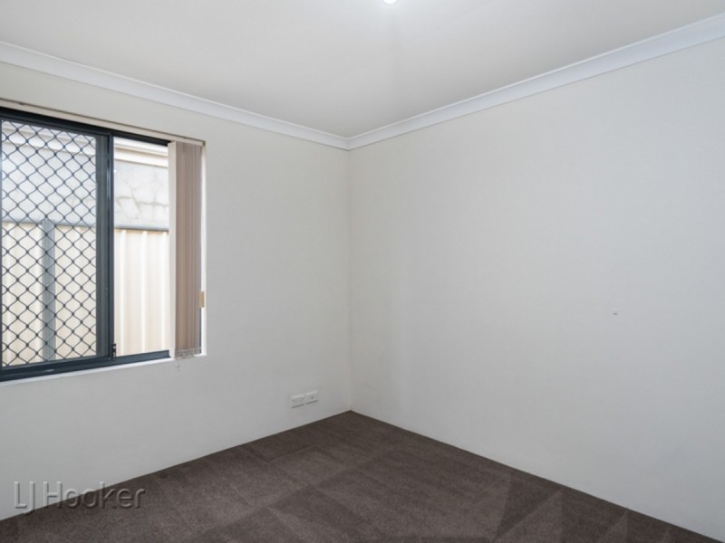 18 Eldridge Grove, Cannington WA 6107