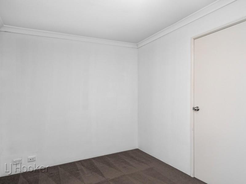 18 Eldridge Grove, Cannington WA 6107