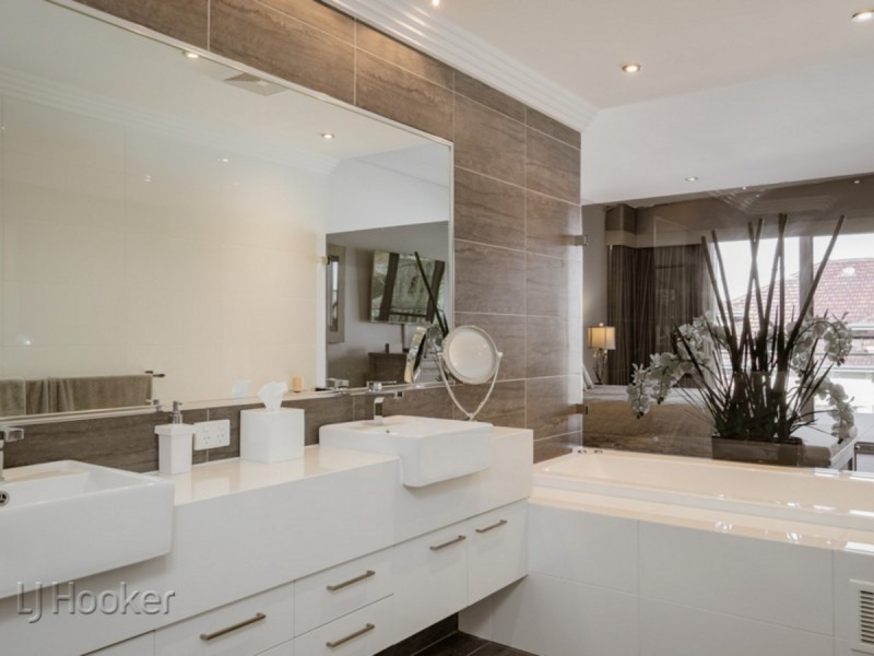 13/22 Brown Street, East Perth WA 6004