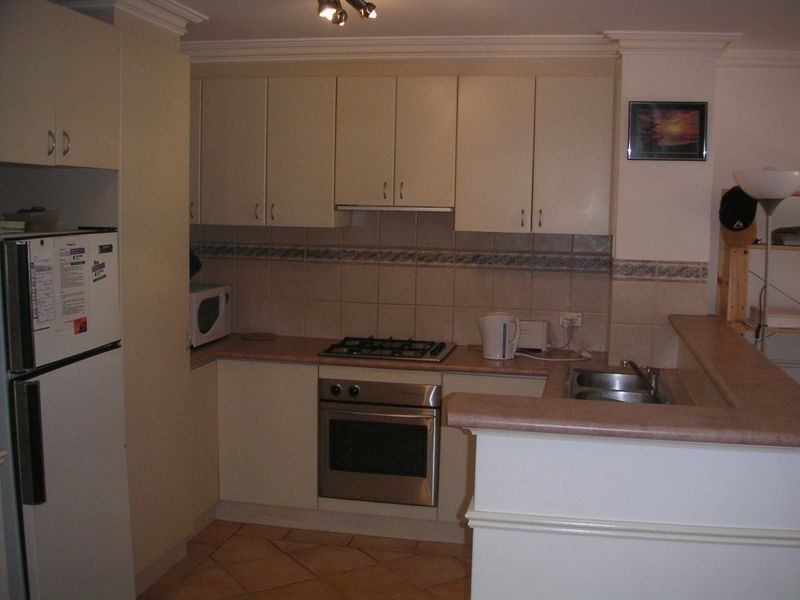 2/125 Wellington Street, East Perth WA 6004