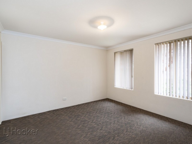 17 Westbrook Parade, Ellenbrook WA 6069