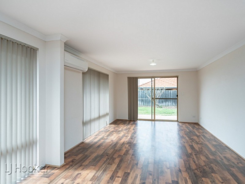 17 Westbrook Parade, Ellenbrook WA 6069