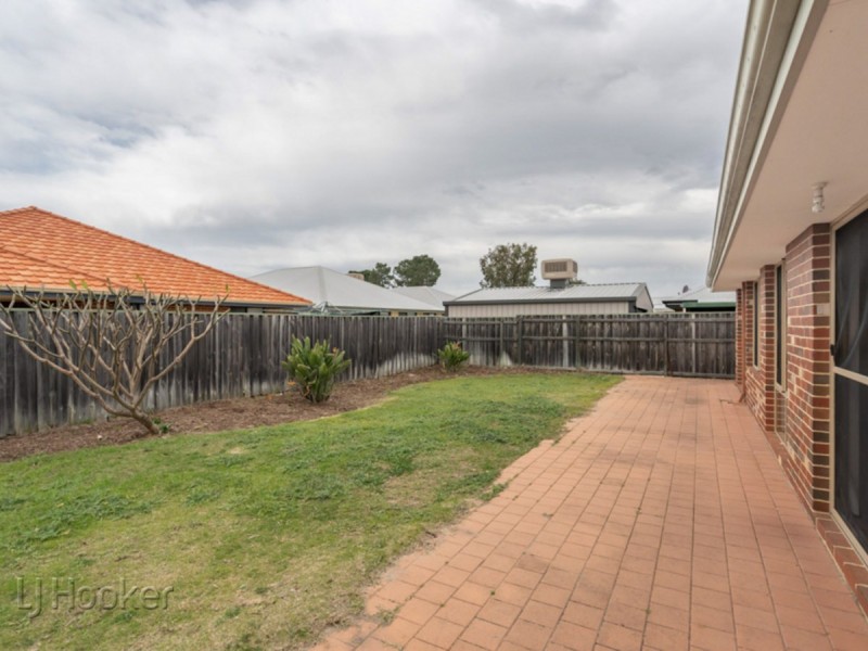 17 Westbrook Parade, Ellenbrook WA 6069
