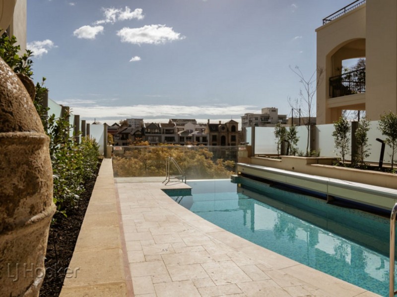 21/20 Royal Street, East Perth WA 6004