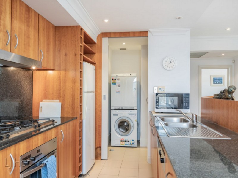 73/20 Royal Street, East Perth WA 6004