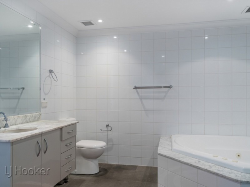 73/20 Royal Street, East Perth WA 6004