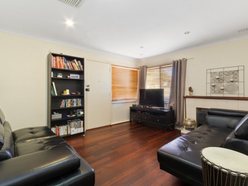 31 Tangmere Way, Balga WA 6061