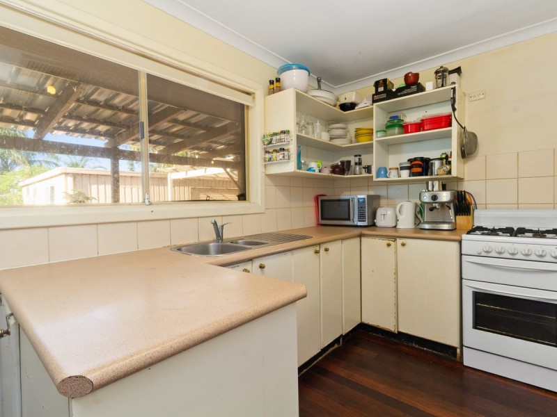 31 Tangmere Way, Balga WA 6061