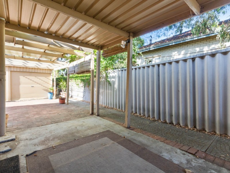 31 Tangmere Way, Balga WA 6061
