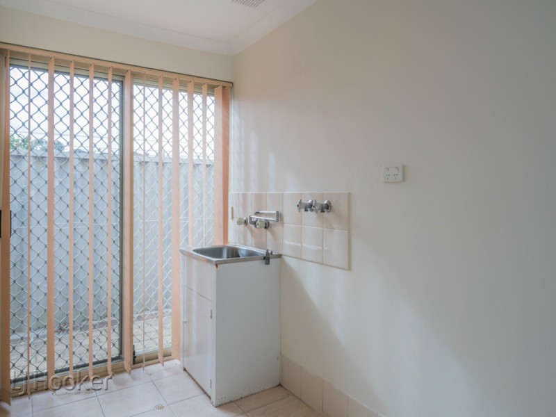 2/182 Hill View Terrace, Bentley WA 6102