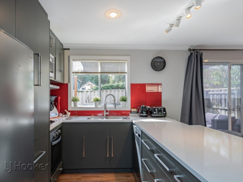 2/5 Johnson Road, Maylands WA 6051