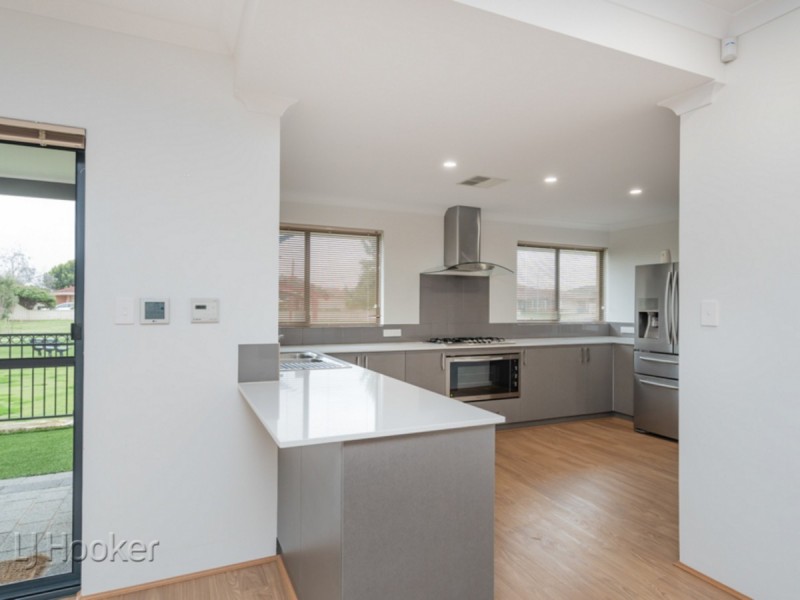 88 Fennell Crescent, Wattle Grove WA 6107