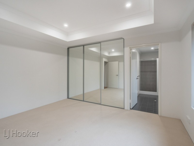 88 Fennell Crescent, Wattle Grove WA 6107