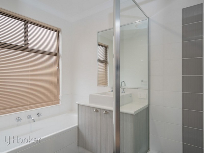 88 Fennell Crescent, Wattle Grove WA 6107