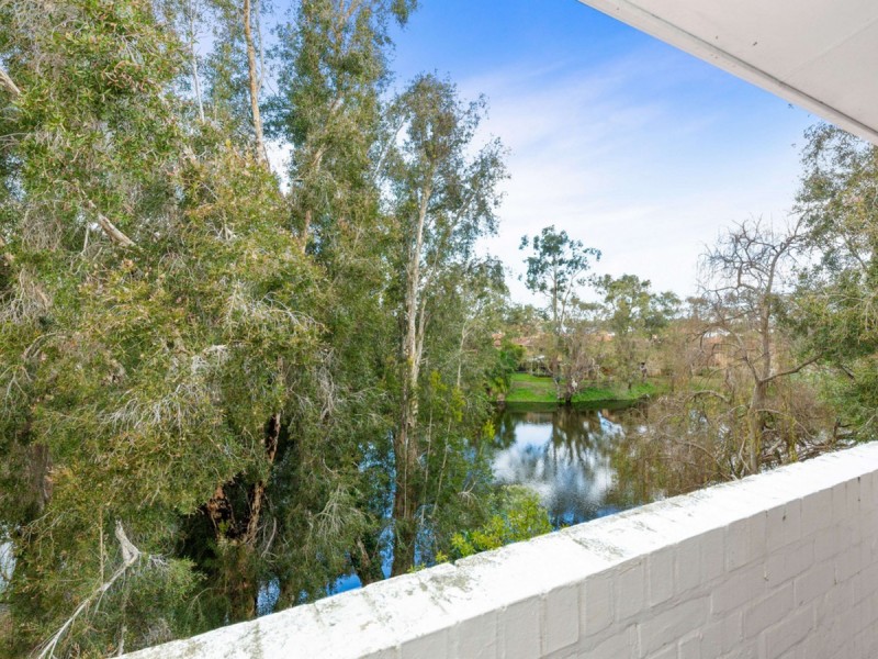 165/12 Wall Street, Maylands WA 6051