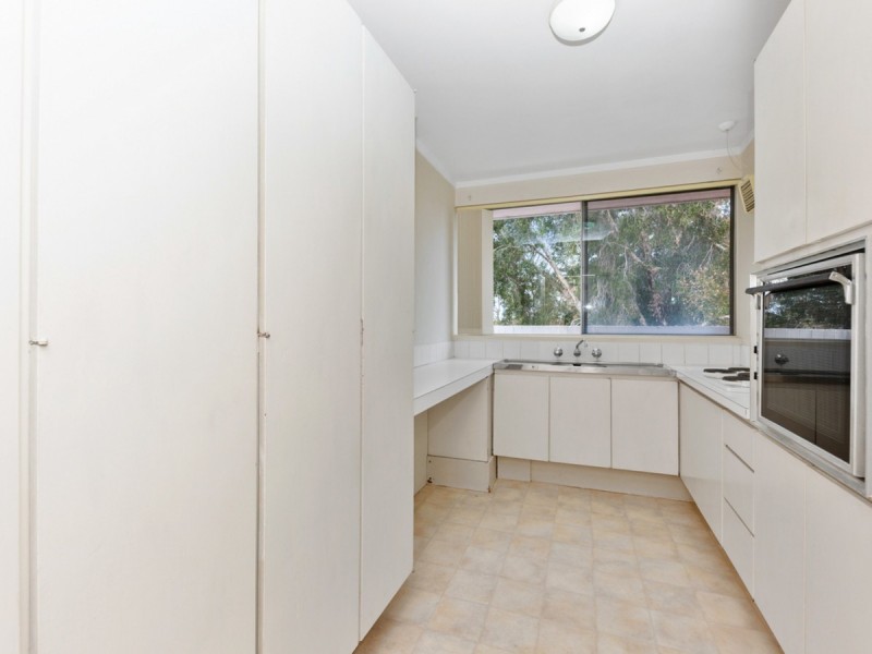 165/12 Wall Street, Maylands WA 6051