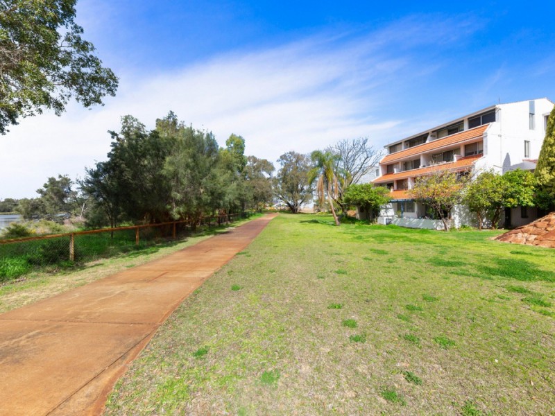 165/12 Wall Street, Maylands WA 6051