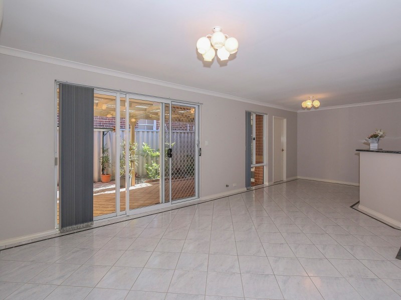 2/98 Eighth Avenue, Maylands WA 6051