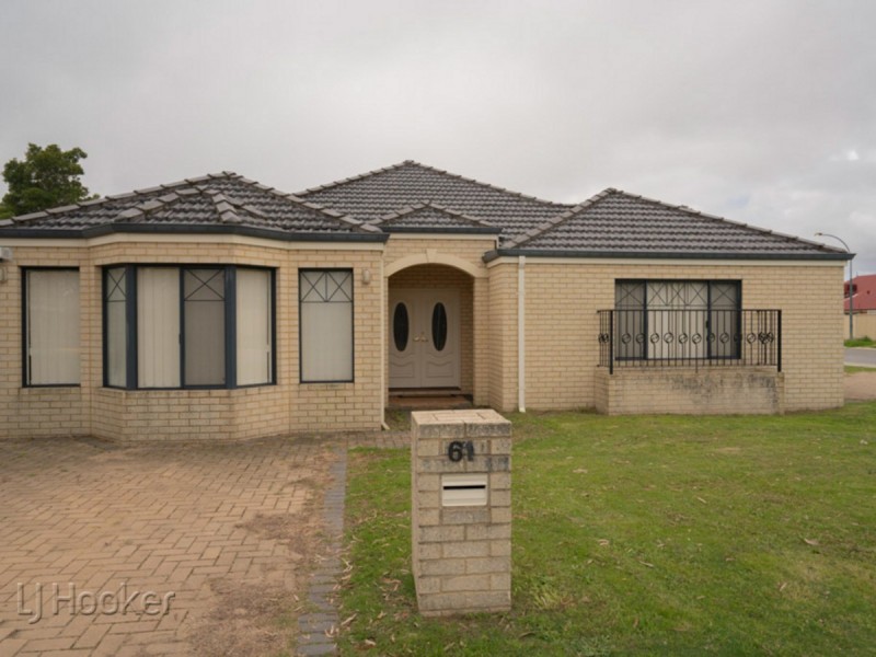 61 Pearl Road, Cloverdale WA 6105