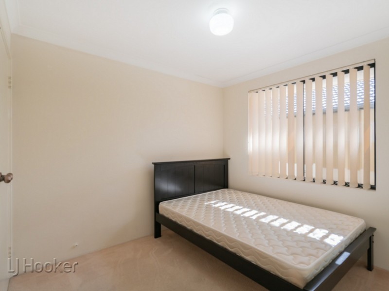 61 Pearl Road, Cloverdale WA 6105