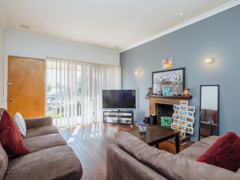 17 Fermaner Street, Karrinyup WA 6018