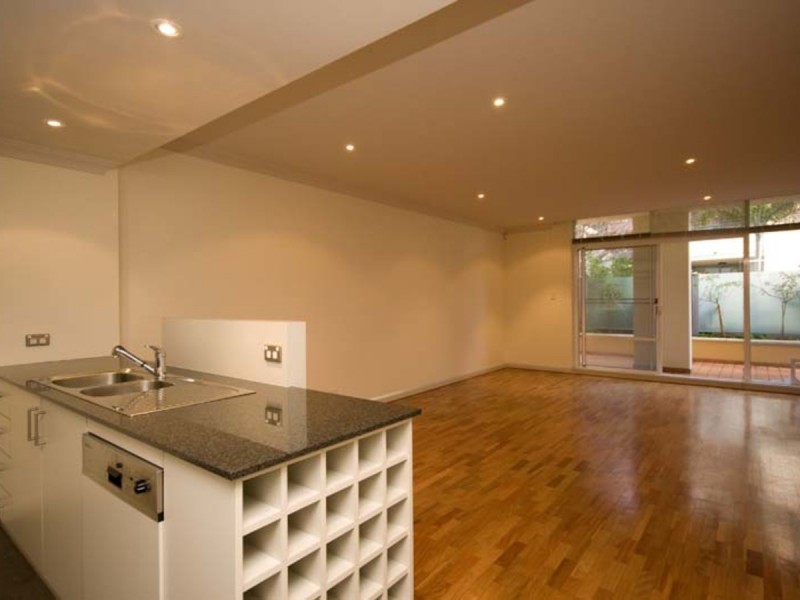 4/20 Royal Street, East Perth WA 6004