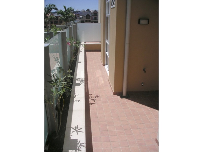 4/20 Royal Street, East Perth WA 6004