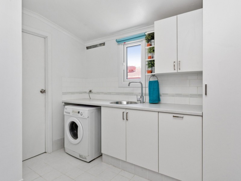 62 Regan Street, Rockingham WA 6168