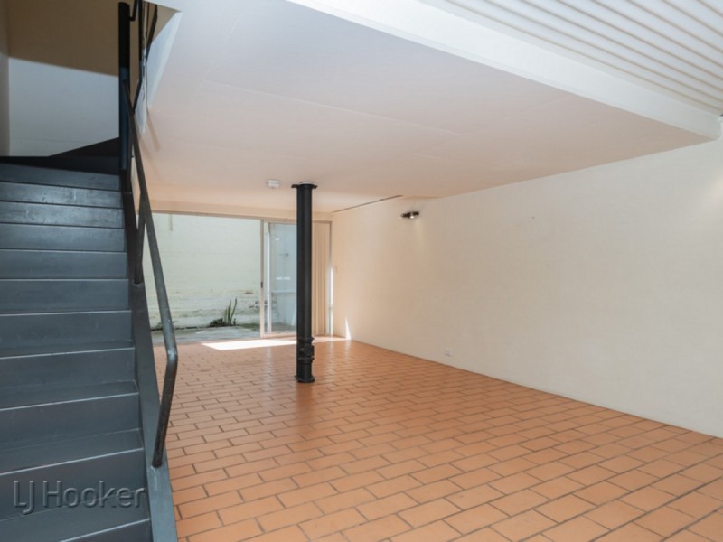 14 Little Saunders Street, East Perth WA 6004