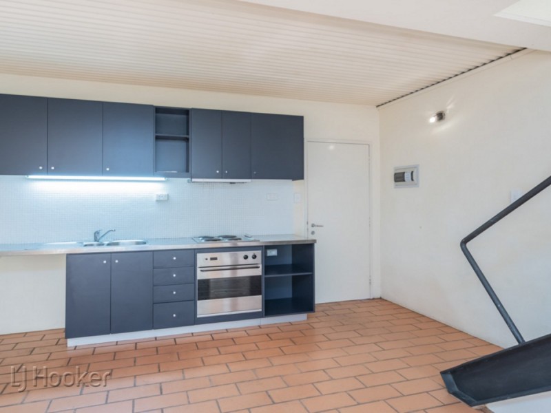 14 Little Saunders Street, East Perth WA 6004