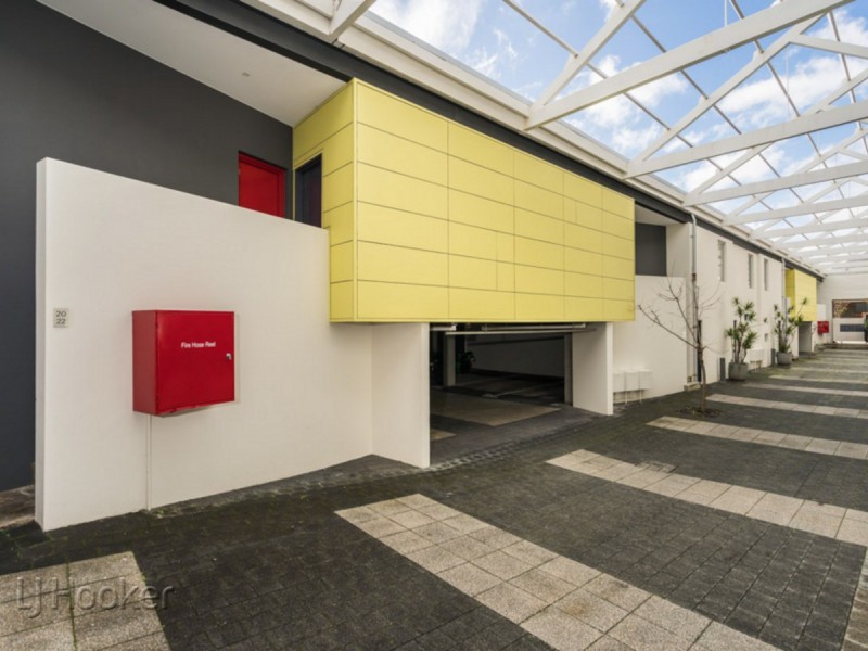 14 Little Saunders Street, East Perth WA 6004